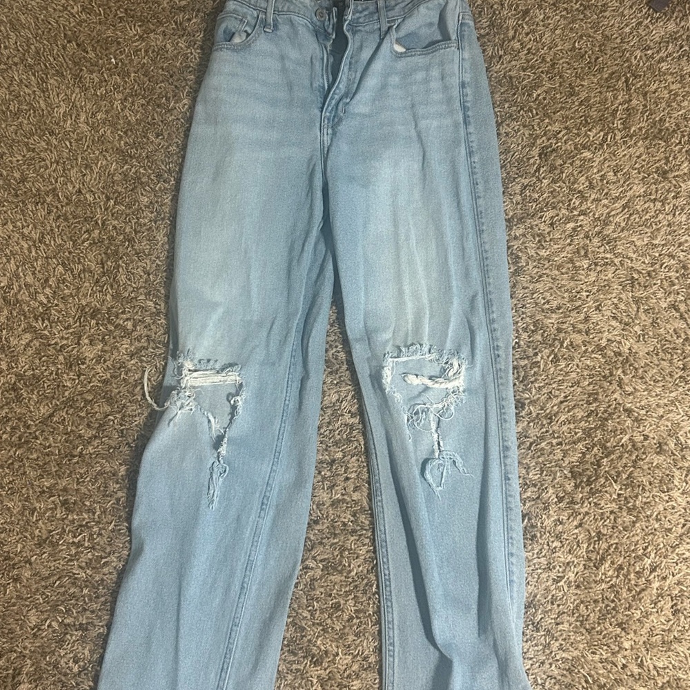Hollister Ultra High-Rise Dad Jean